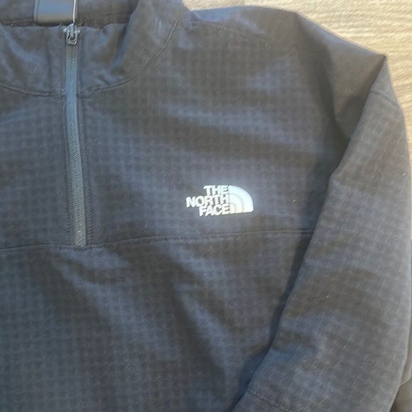 The North Face Men's Navy Windbreaker - Picture 2 of 4
